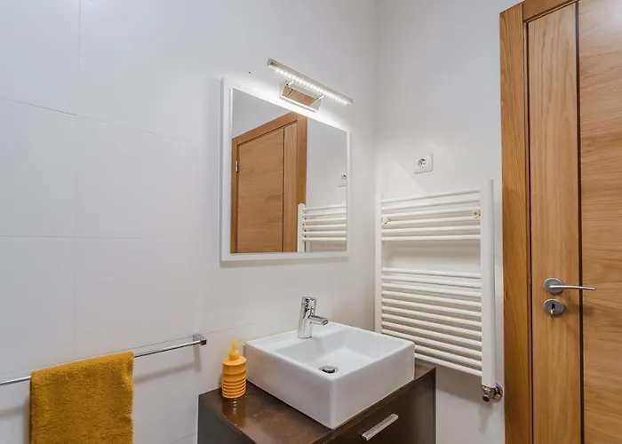 Farol Place شقة نازاريه