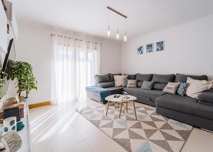 Farol Place شقة نازاريه