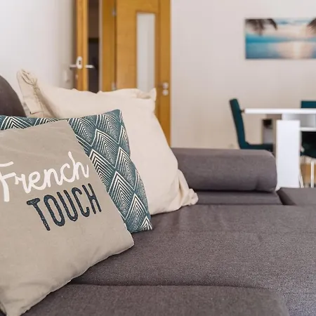 Apartment Farol Place